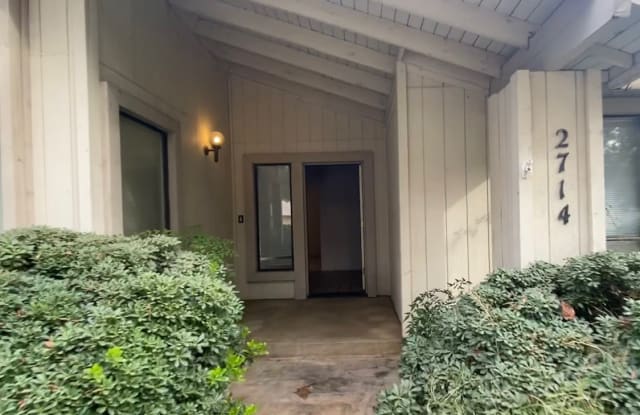2714 Lexington Ave - 2714 Lexington Avenue, Merced, CA 95340