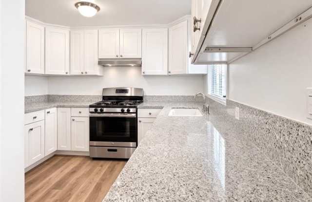 304 E Erna photos photos