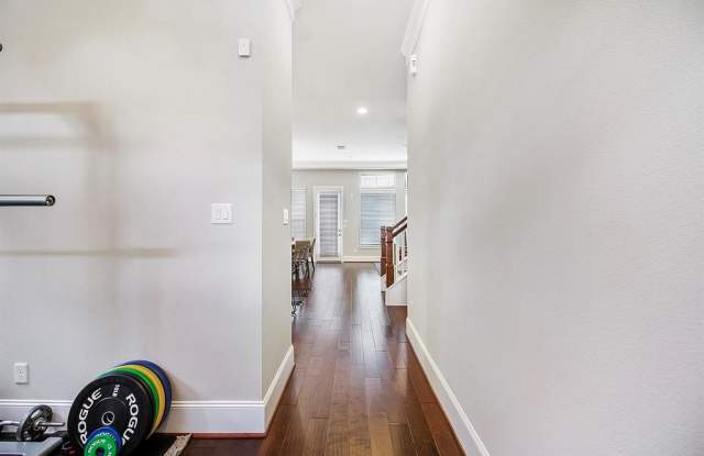 1407 Devonshire Manor Lane Gallery 3