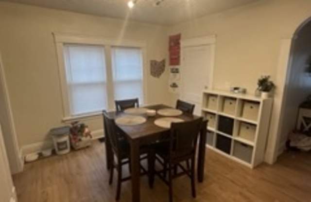 1287 Idlewood Avenue - 1- Down Gallery 4