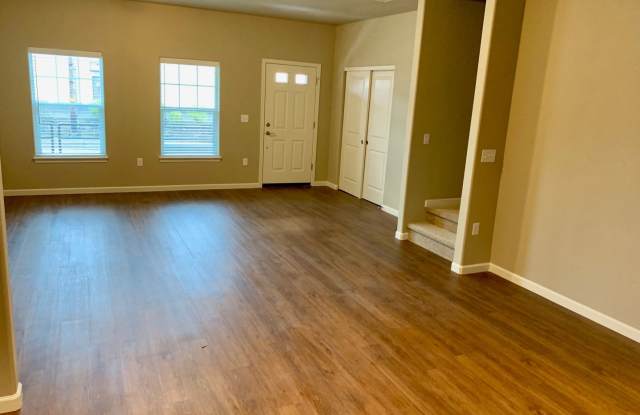 New Townhome Steps from Willamette River Gallery 3