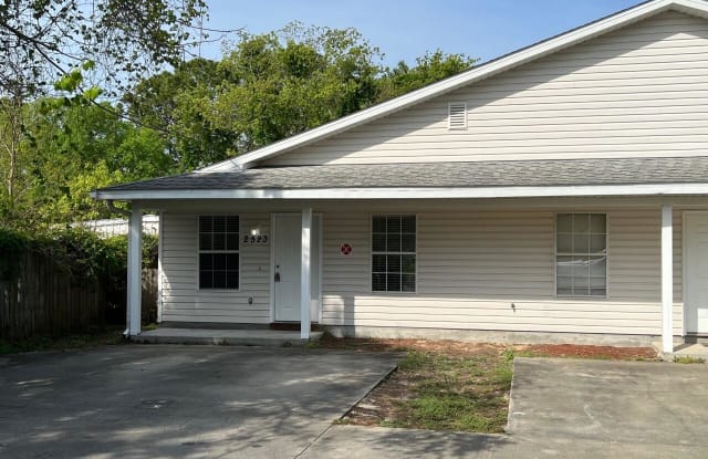2521 Allison Avenue photos photos
