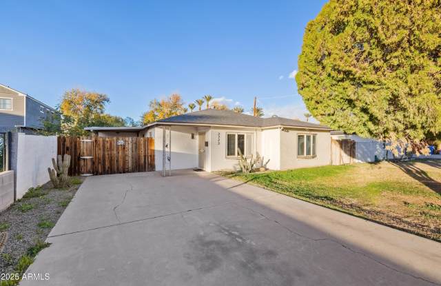 2722 E VIRGINIA Avenue photos photos
