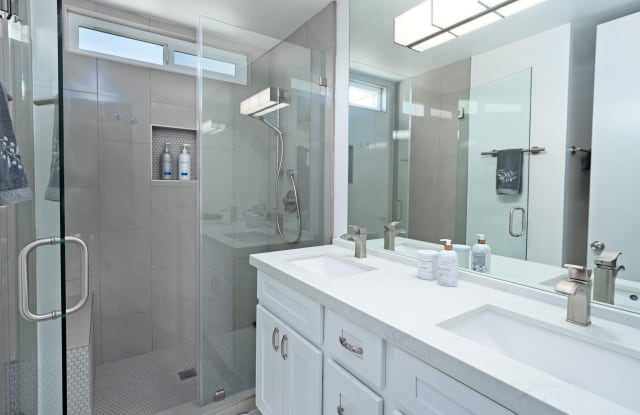 28868 Isleta Court photos photos
