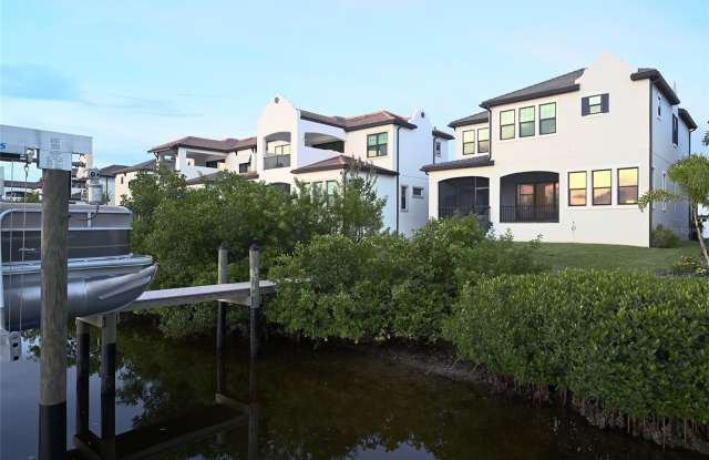 1056 SEAGRAPE Drive Gallery 2