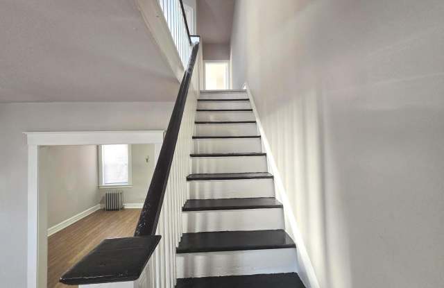204 W DUNCANNON AVENUE photos photos