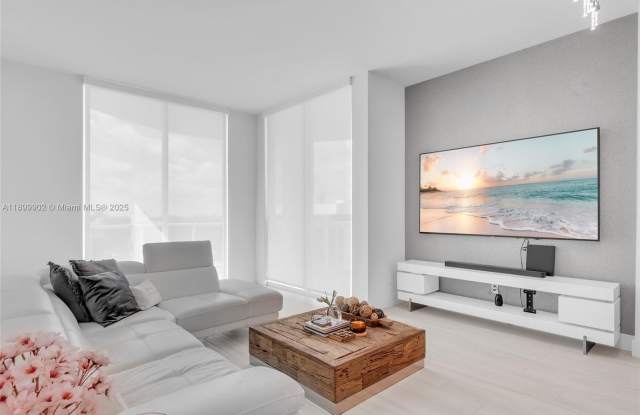 2525 SW 3rd Ave photos photos