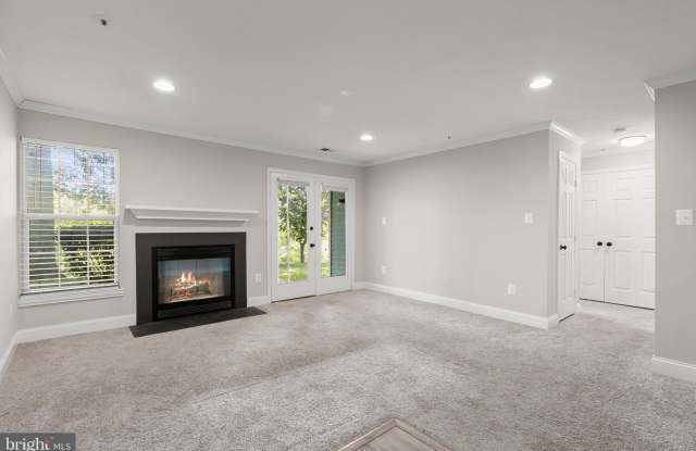 4720 DORSEY HALL DR #602 Gallery 2