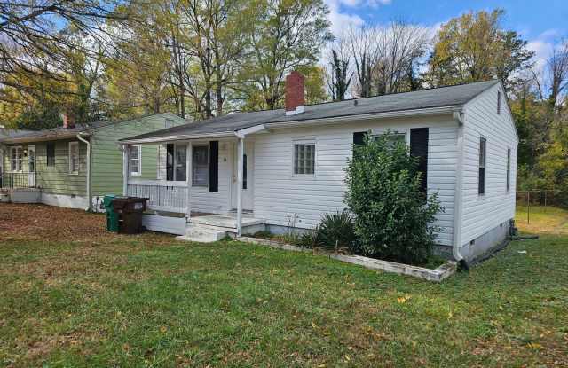 3 BR off Old Winston Rd! photos photos