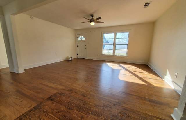 2421 Loy Lake Road Gallery 3