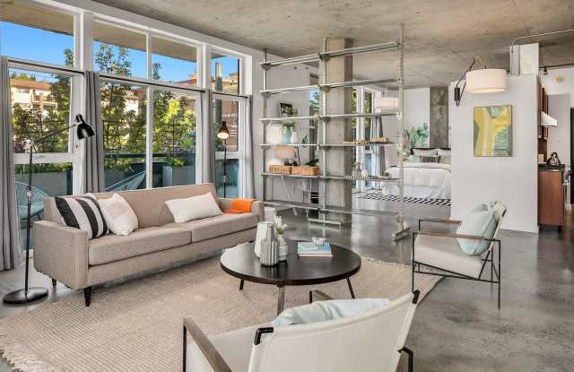 Industrial Chic Eastlake Condo near Lake Union Gallery 4