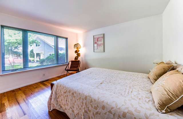 196 Treescape Drive, Cluster 3, Unit 5D Gallery 3