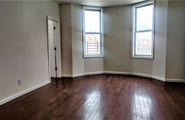 1006 E 172nd Street - 1006 East 172nd Street, Bronx, NY 10460