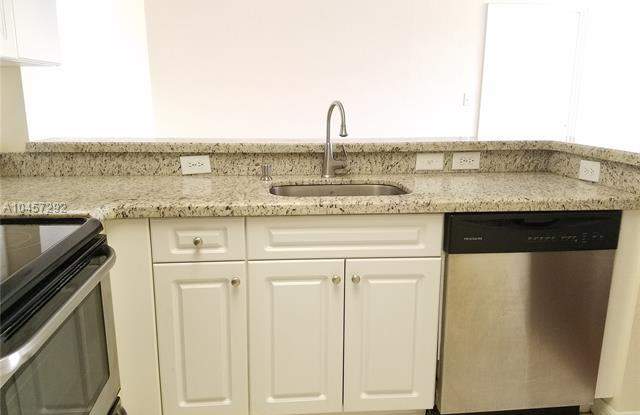 2805 Sarento Place Gallery 3
