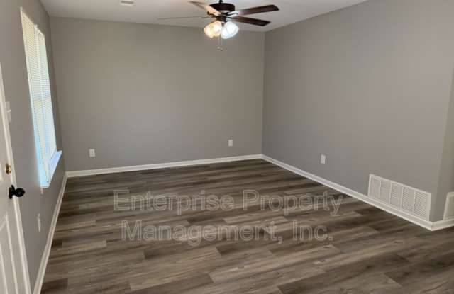 2963 Lake Park Rd. Gallery 2