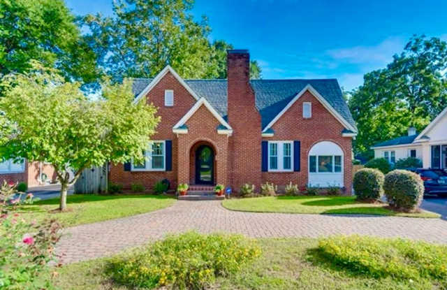 Adorable Brick 3 Bedroom Home In Highly Desirable Melrose Heights Neighborhood!  Available December 2026! photos photos