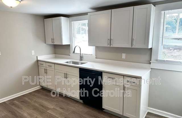 606 Carver Dr photos photos