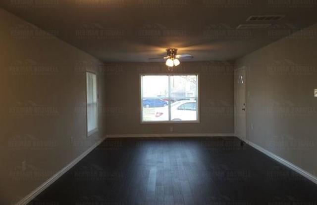 2425 Windy Pine Lane Gallery 3