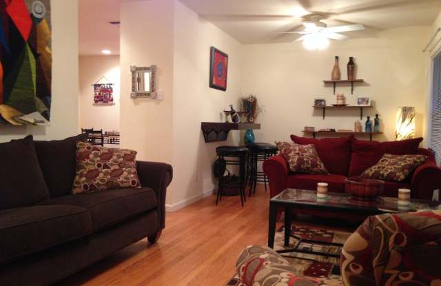 326 BARBARA DR Gallery 2