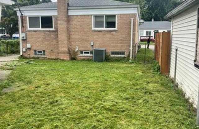 8064 Timken Avenue Gallery 2