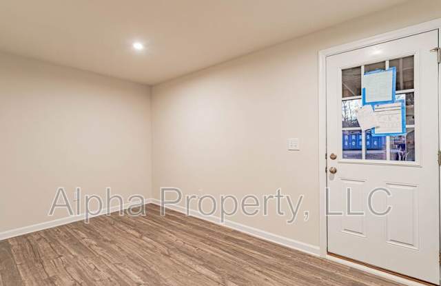 301 Parkridge Way Gallery 4