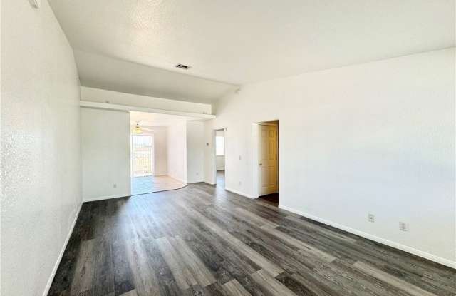 1060 S Marne Court Gallery 2