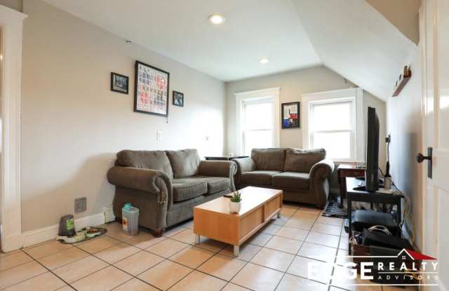 33 Long Ave. photos photos