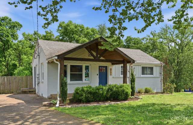 Charming Renovated Home with Spacious Yard & Detached Garage in South Nashville photos photos