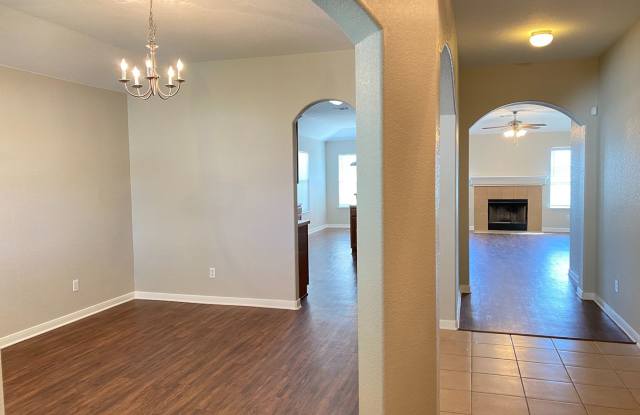 Beautiful single story 3 bedroom home located in Converse, TX with AMAZING view!! Gallery 2