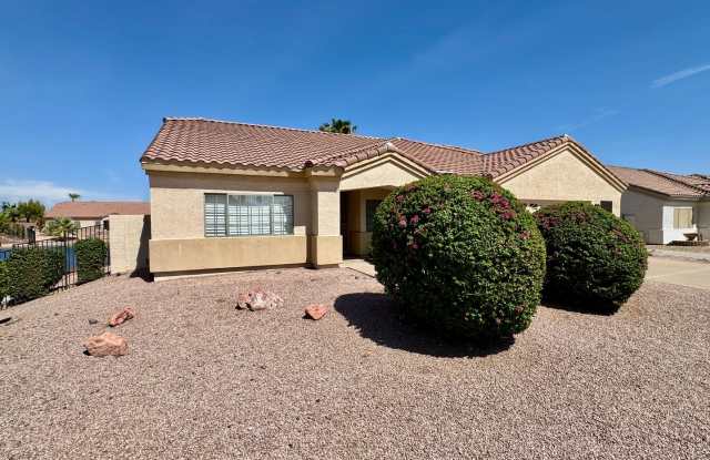 3-6 Month Rental, Amazing Water Front Property With Private Pool! Gallery 4