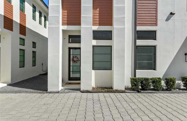 503 W CANTON AVENUE photos photos