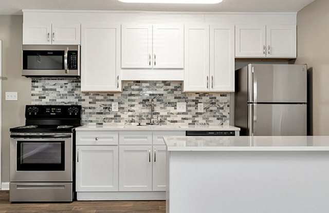 Arbor Creek Apartment Homes Gallery 2