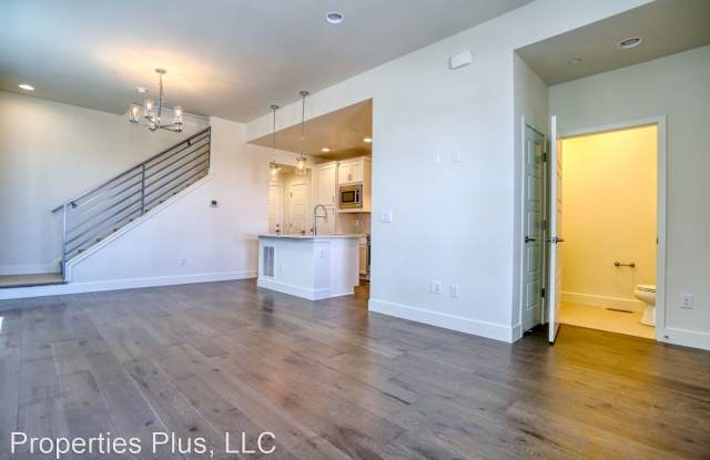 618 Discovery Pkwy Gallery 4