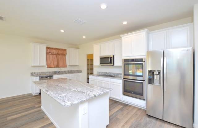 1745 East Chanute Pass Gallery 3