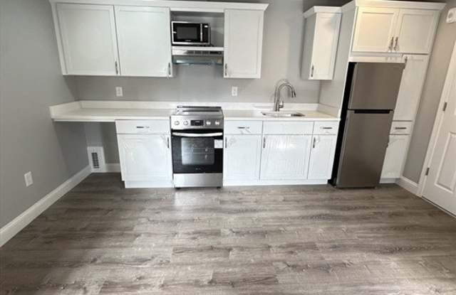 6 Monroe Street unit: 315 photos photos