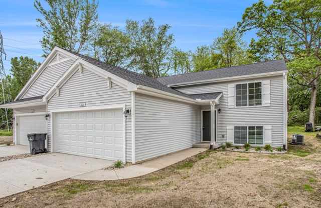 11124 Farmway Drive - 11124 Farmway Drive, Allendale, MI 49401 11124 Farmway Drive - 11124 Farmway Drive, Allendale, MI 49401