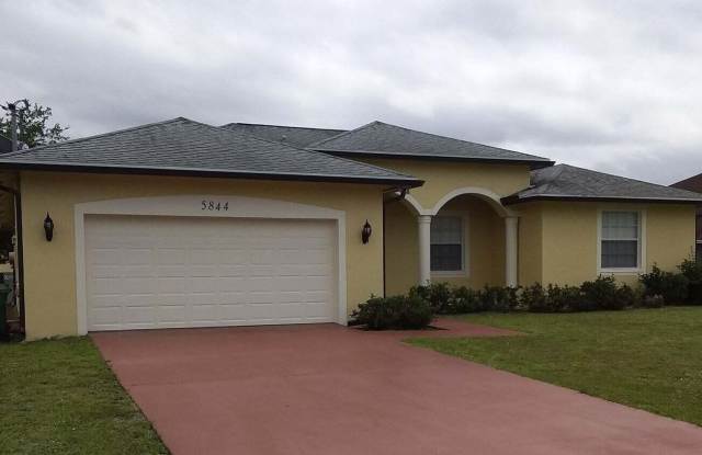 5844 NW Hann Drive photos photos