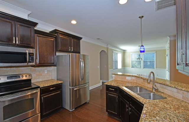 14523 Rhiannon Ln Huntersville Professionally Managed by Select Real Estate photos photos