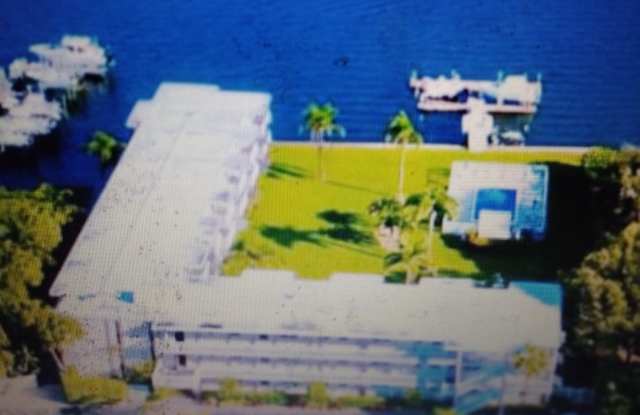 311 E Ocean Ave - 311 East Ocean Avenue, Lantana, FL 33462