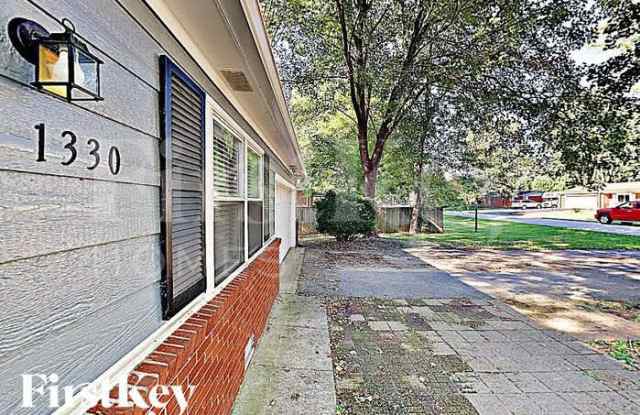 1330 Twilight Drive Gallery 3