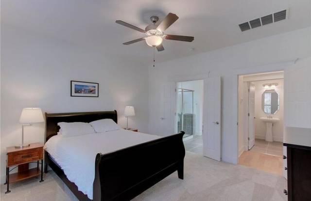 11228 Avery Station Loop Gallery 2