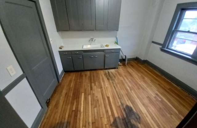 9019 Denison Avenue - 2 Gallery 4