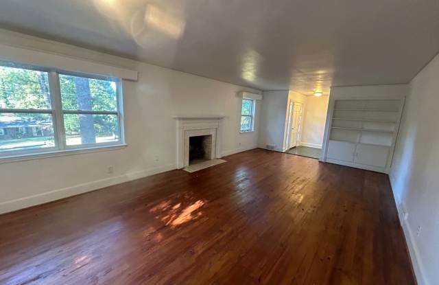 Spacious 4BR/3BA Home Near Forest Acres – 2,728 Sq. Ft. of Comfortable Living! Gallery 4
