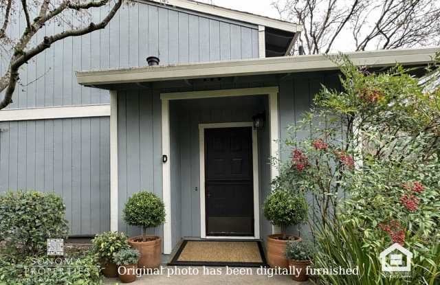Charming 2 Bedroom Townhouse – Prime Location, Available Now! - 19167 Robinson Road, Sonoma, CA 95476