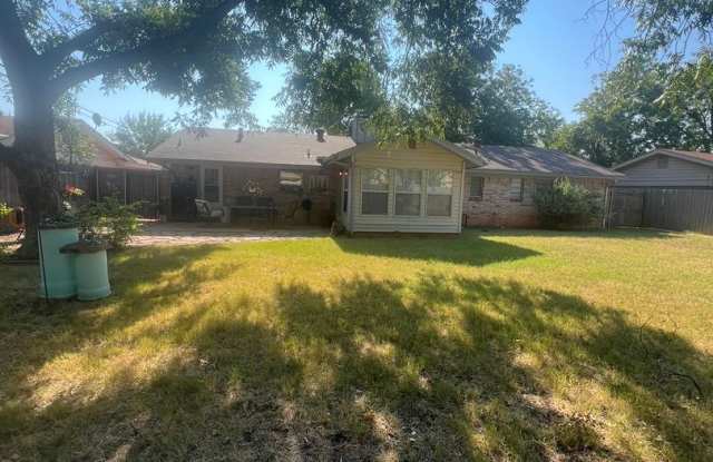 MID TERM RENTAL photos photos