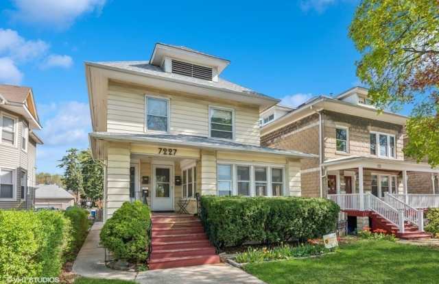 7227 Jackson Boulevard unit: 2 - 7227 Jackson Boulevard, Forest Park, IL 60130