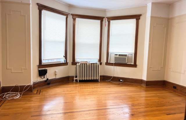 1770  W8th street Gallery 2