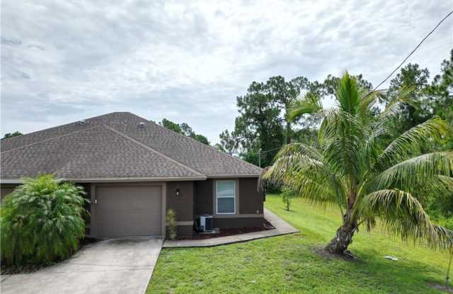 739 Eisenhower Boulevard photos photos