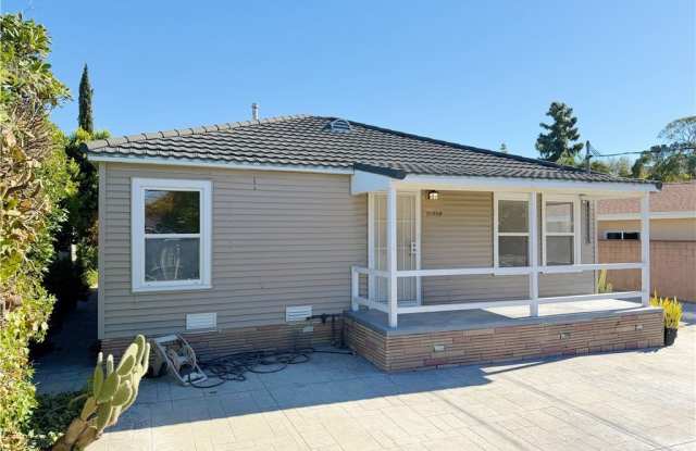 10404 Jardine Avenue photos photos