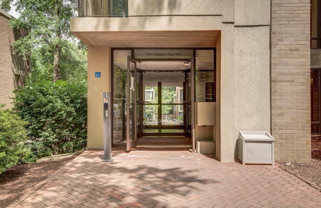 11400 WASHINGTON PLAZA W - 11400 Washington Plaza West, Reston, VA 20190